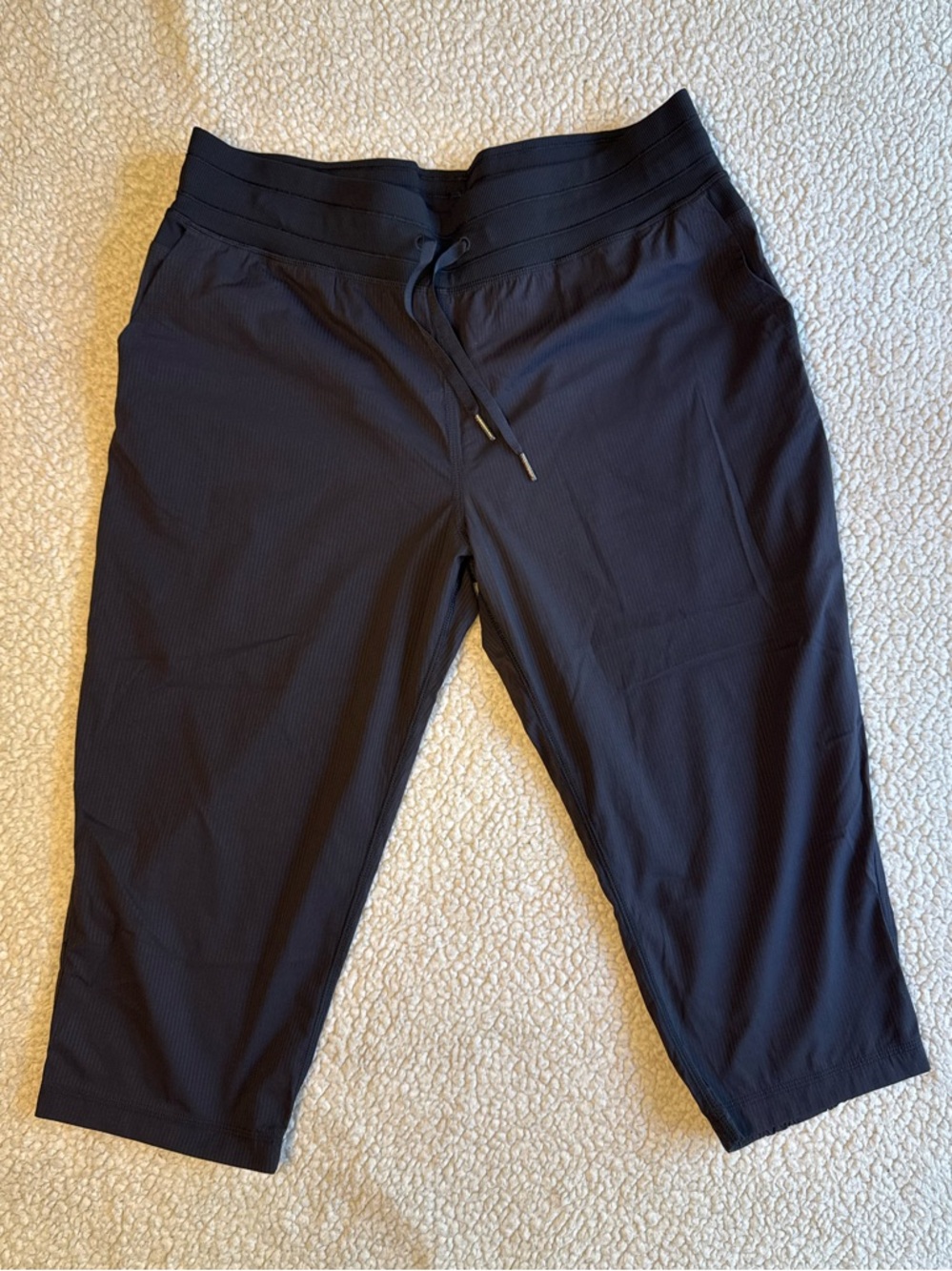 Lululemon Dance Studio Crop